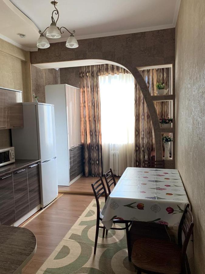 Bishkek, Promenade Apartment Exterior photo